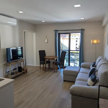 Top-Floor One-Bedroom Flats - Peaceful With Ocean And City Views Funchal  Exterior photo