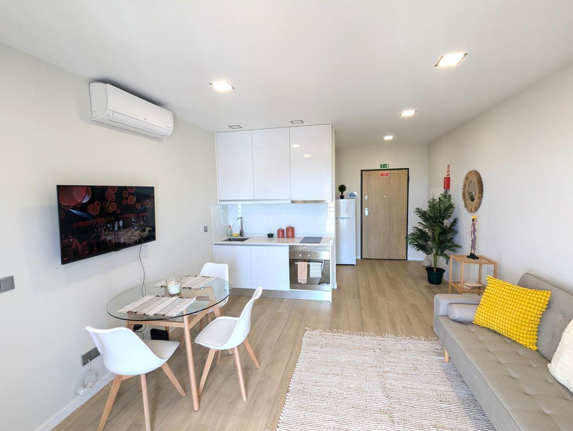Top-floor One-bedroom Flats - Peaceful With Ocean And Views Apartament Funchal (Madeira)